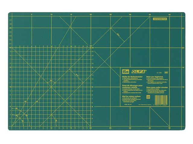 Prym Schneideunterlage cm/inch-Einteilung 30 x 45 cm
